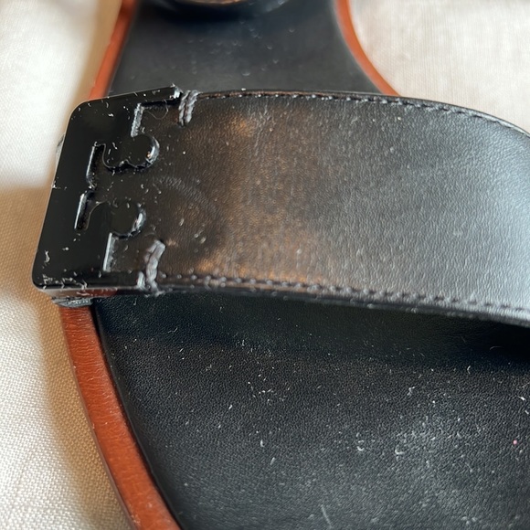 Tory Burch Black sandal with brown sole and trim - Picture 4 of 5